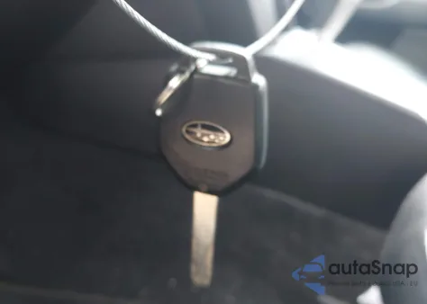 2010 Subaru Legacy 2.5I Limited из США, поврежденный, VIN 4S3BMBK67A3212033